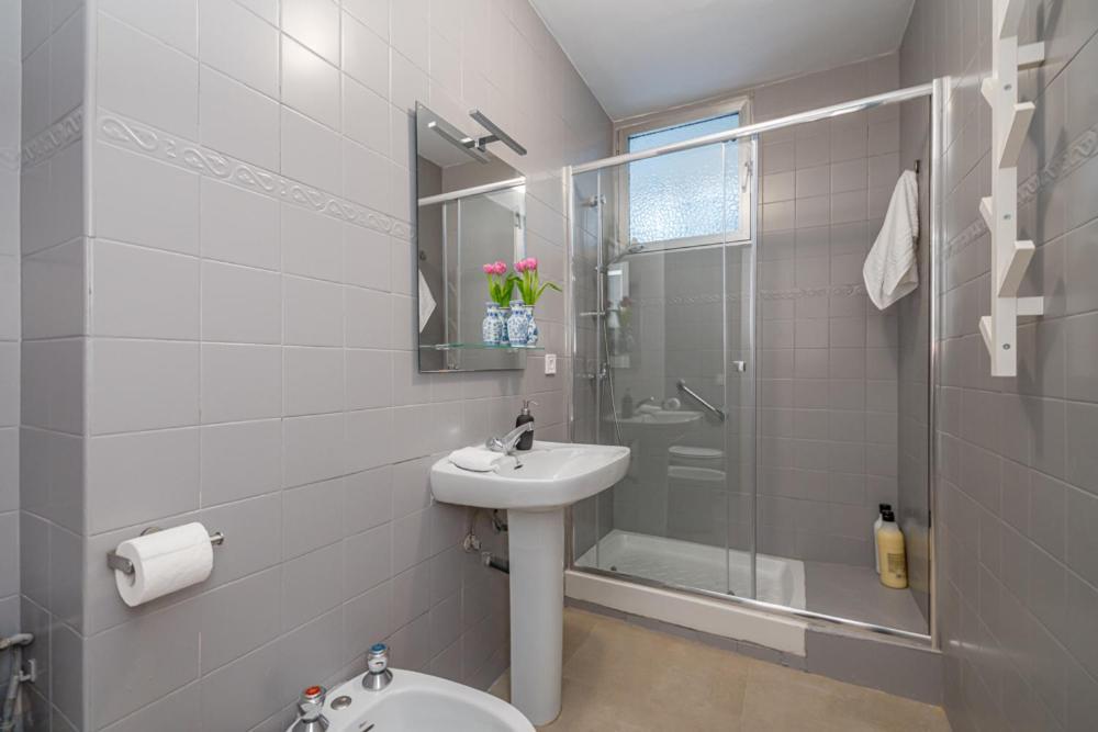 Madrid Rio Rooms Eksteriør bilde