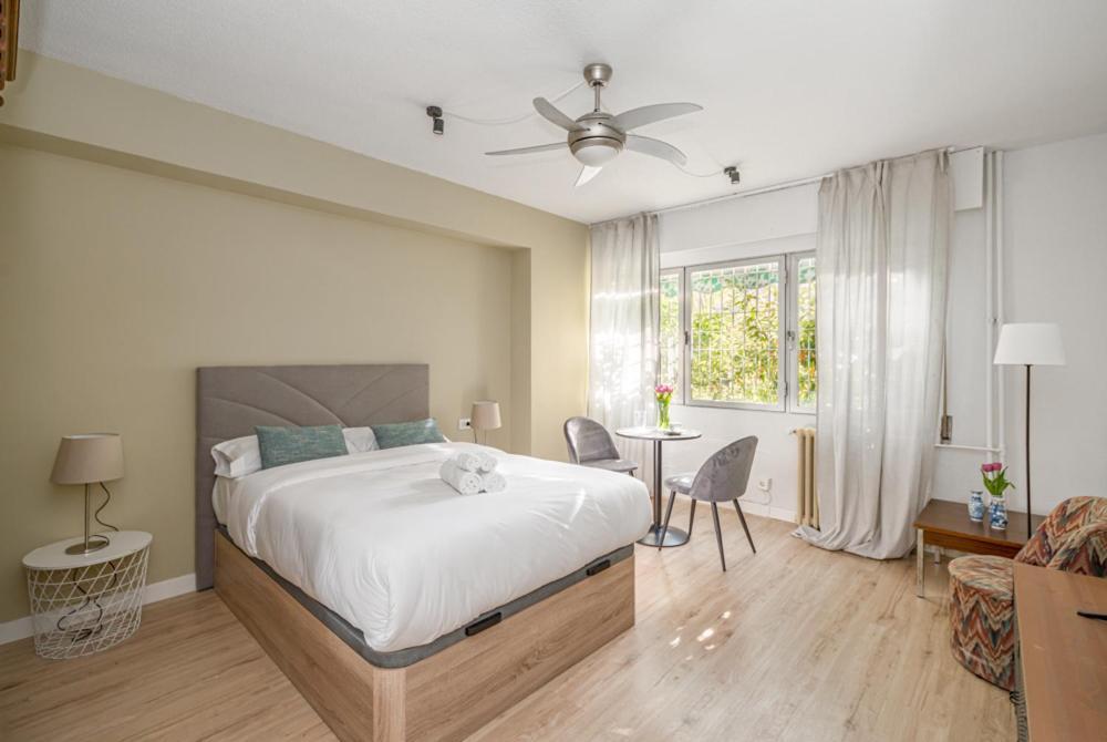 Madrid Rio Rooms Eksteriør bilde